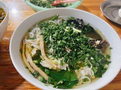 -越洋肖氏老米线(杨家坪店)