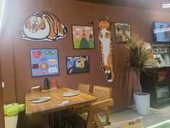 -Dragon Pizza•圆脸龙披萨·牛排餐厅