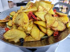 -天天向上素食餐厅(五台山店)