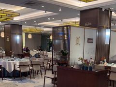 -满江红四季餐厅 · 国家五钻级酒家(新纪元大酒店店)