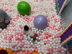 -LuckyStar幸运星家庭娱乐中心(东莞国贸店)