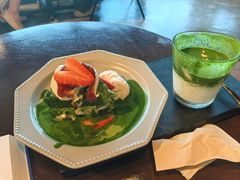 -luutosa  cafe & tea 鹿兔山
