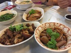 -黄亚细肉骨茶(仰光路店)