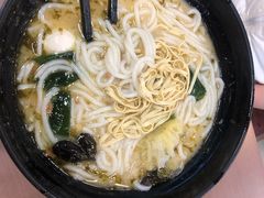 -灵芝妹子海鲜米线(香炉礁山姆店)