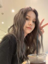 -时尚殿堂明星门店