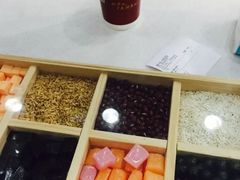 -沪上阿姨·精选茶饮(十一经路店)