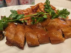-品悦酒店(三林古镇店)