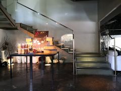 -穹六人间 people 6(岳阳路店)