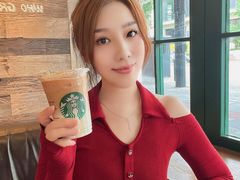 -星巴克(武康路店)