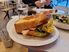 烟熏鸡肉三明治-仁义涵西餐·咖啡(中华巴洛克店)