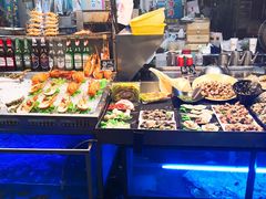 -六合夜市