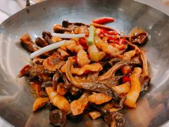 -云庭汇·粤菜海鲜(东盟盛天地店)