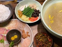 过桥米线-都氏二当家(九方店)