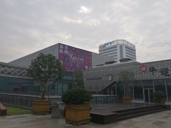 -杭州滨江宝龙城
