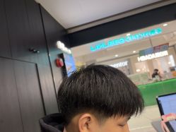 -侨治发型