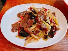 葱爆牛肉-小蓉合餐厅·川菜·家常菜(凤城二路店)