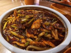 新疆炒米粉-谷丽麦馕新疆菜·清真(步步高梅溪新天地店)