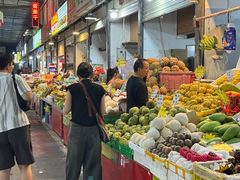 -曼阁市场水果批发市场