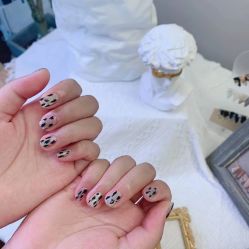 -HUII NAIL绘京美甲美睫会馆