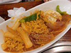 炒拉面年糕-意成料理