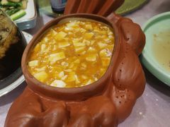 蟹粉烩豆腐-金八仙酒店