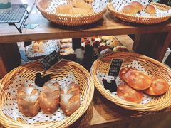 -沁屋面包店(人民东路店)