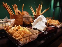 餐前面包-咖啡CHA自助餐厅(香格里拉饭店)