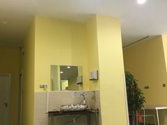 -瑞鹏宠物医院·爱宠堂·骨外专科(西荷分院)