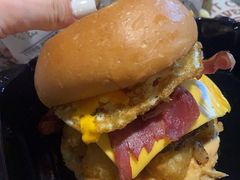 -The Habit Burger Grill 哈比特汉堡(复兴soho店)
