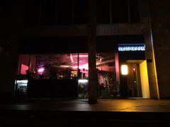 -TASTE ROOM Bar