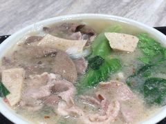 猪四宝粿条-食代馆(深业上城店)