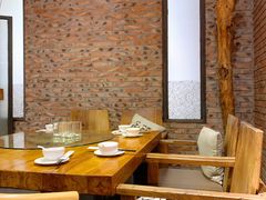 -苹果树下艺术餐厅(宋庄店)