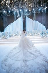 -禕·愫白婚纱商店