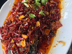 -巧克力渔家.小船海鲜胶东菜(万平口店)