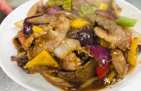 Stir-fried Pig Offal with Black Beans and Peppers