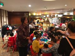 等位区-广州中心皇冠假日酒店-环市食坊·海鲜自助餐厅