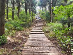 -罗田薄刀峰风景区