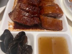 蜜汁叉烧拼桶子油鸡-太兴餐厅(东方广场分店)