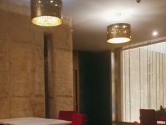 -粤尚腾香居中餐厅(首都机场希尔顿店)
