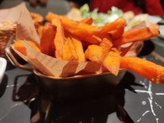-DEEP·深美式餐吧(五棵松华熙LIVE店)