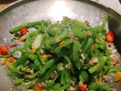 -聚鑫朋酸菜肥肠(文艺路口店)