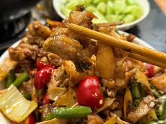 -鸿顺老铁锅美蛙鱼府(解放碑店)