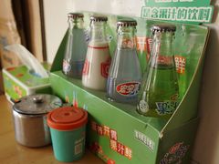 售卖的饮料-宝光熏肉鞋底火烧(新街口店)
