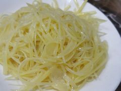 -渝君重庆火锅(嘉宾路店)