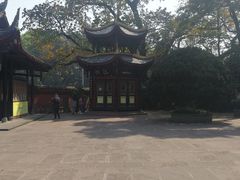-峨眉山报国寺