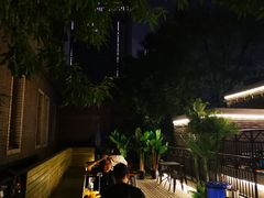 -麦落精酿啤酒餐吧(先农大院店)