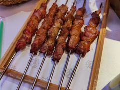 -鸣记脆皮烤鱼·海鲜烤鱼(三八广场店)