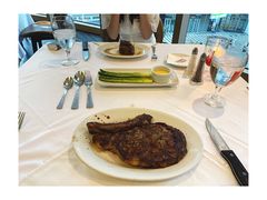 大份带骨肉眼-茹丝葵经典牛排馆(成都IFS店)