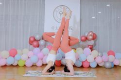 -亚太瑜伽普拉提学院