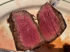 小菲力牛排配黑椒汁-Wolfgang’s Steakhouse 沃夫冈牛排馆(上海白玉兰广场店)